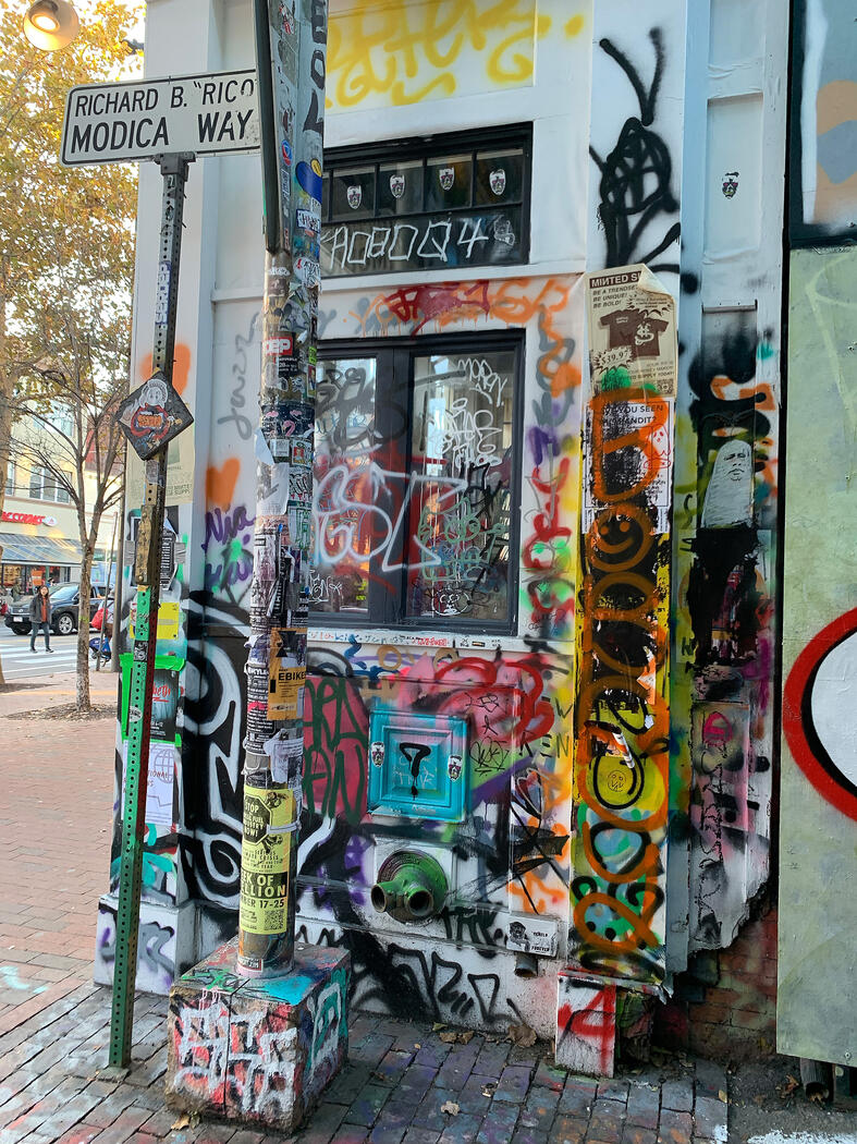 Graffiti Alley (2022)